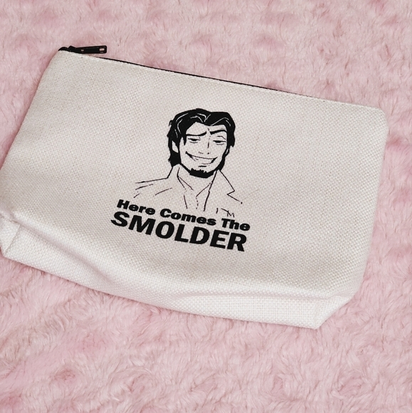 Disney Tangled Flynn Canvas Travel Makeup Bag - Picture 3 of 4